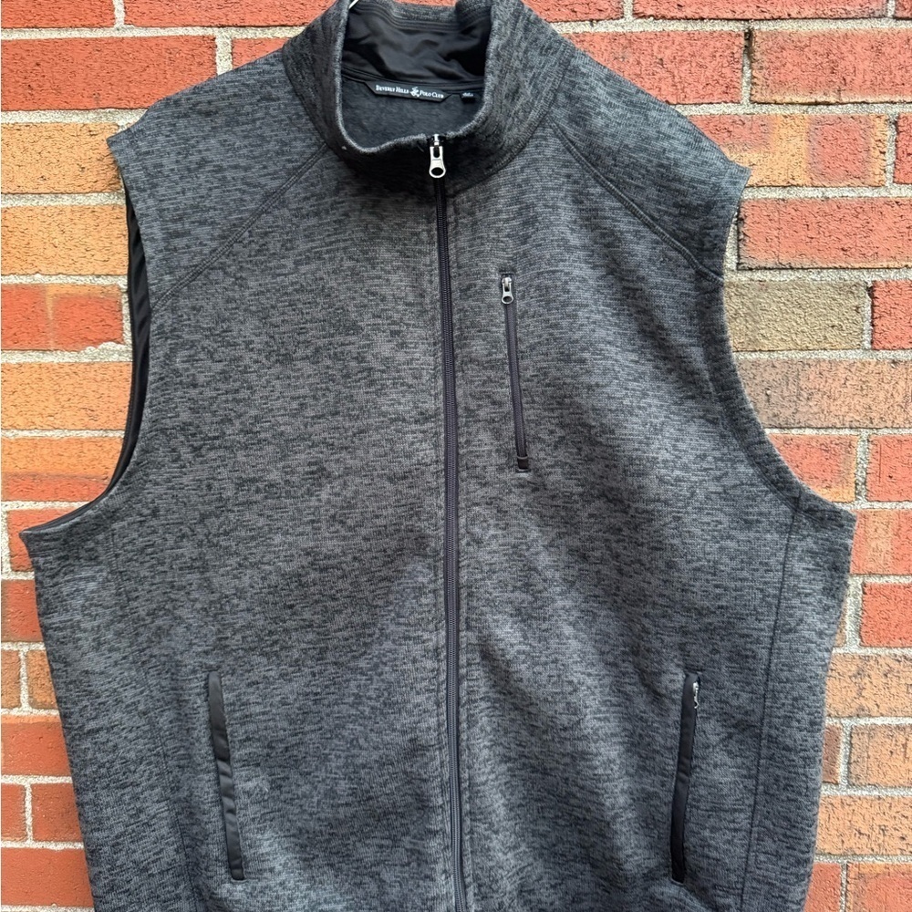 Beverly Hills Polo Club men’s full-zip ves